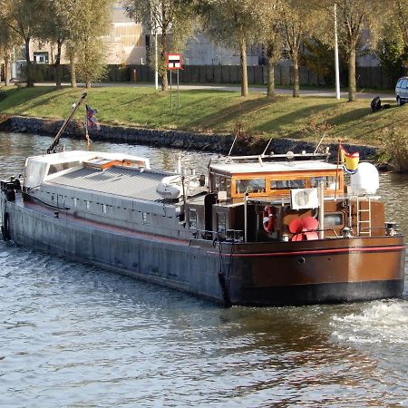Blackpearl Boat&Breakfast Тернеузен Экстерьер фото