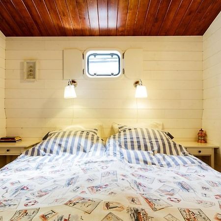 Blackpearl Boat&Breakfast Тернеузен Экстерьер фото