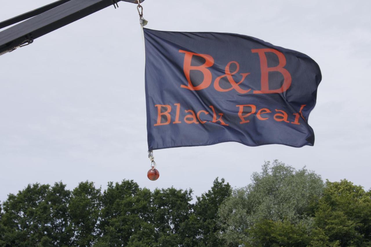 Blackpearl Boat&Breakfast Тернеузен Экстерьер фото