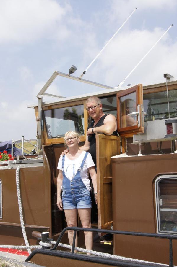 Blackpearl Boat&Breakfast Тернеузен Экстерьер фото